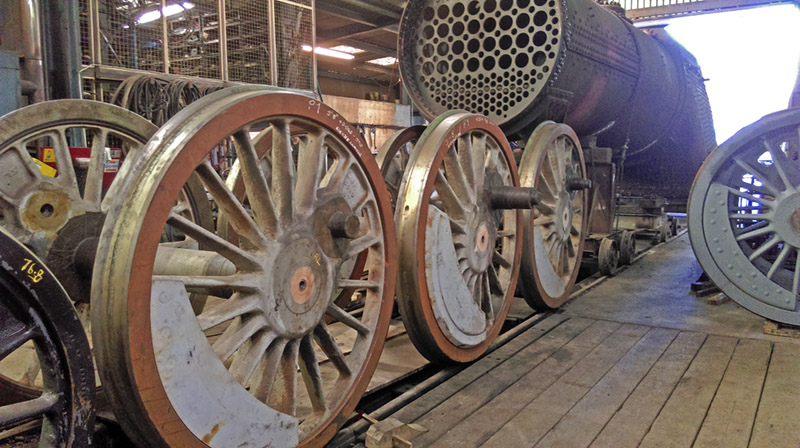 The three 'donor' driving wheelsets  leading nearest the camera, then main driving, then first trailing driver.